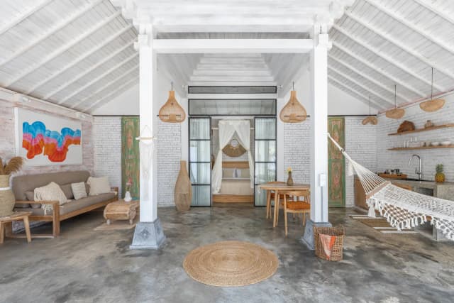 Villa Satu interior and grounds, photo 7 of 12