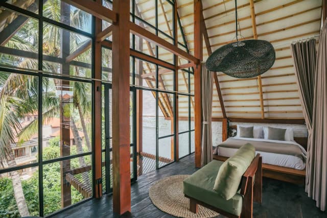 Villa Sepuluh interior and grounds, photo 8 of 12